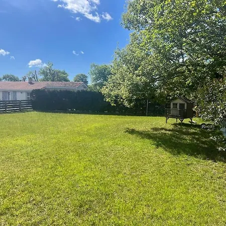 בית נופש Maison De *